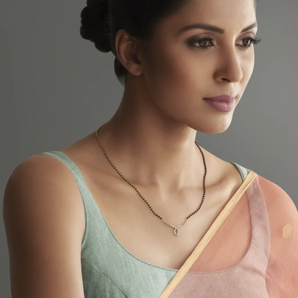 Exquisite Gold and Diamond Mangalsutra BISM - Image 3